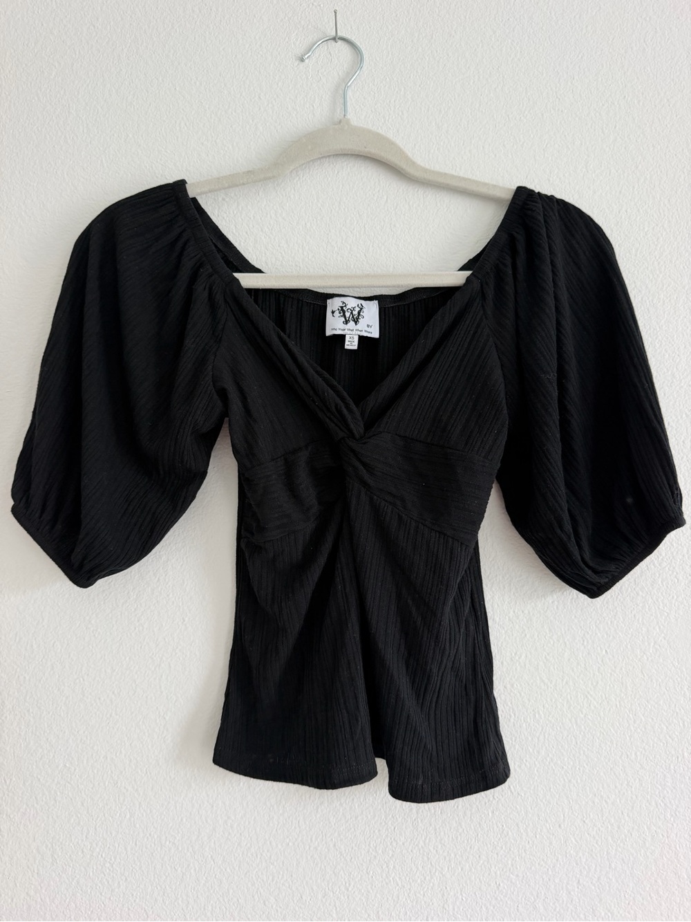 Who What Wear Black Twist-Front Puff Sleeve Top
